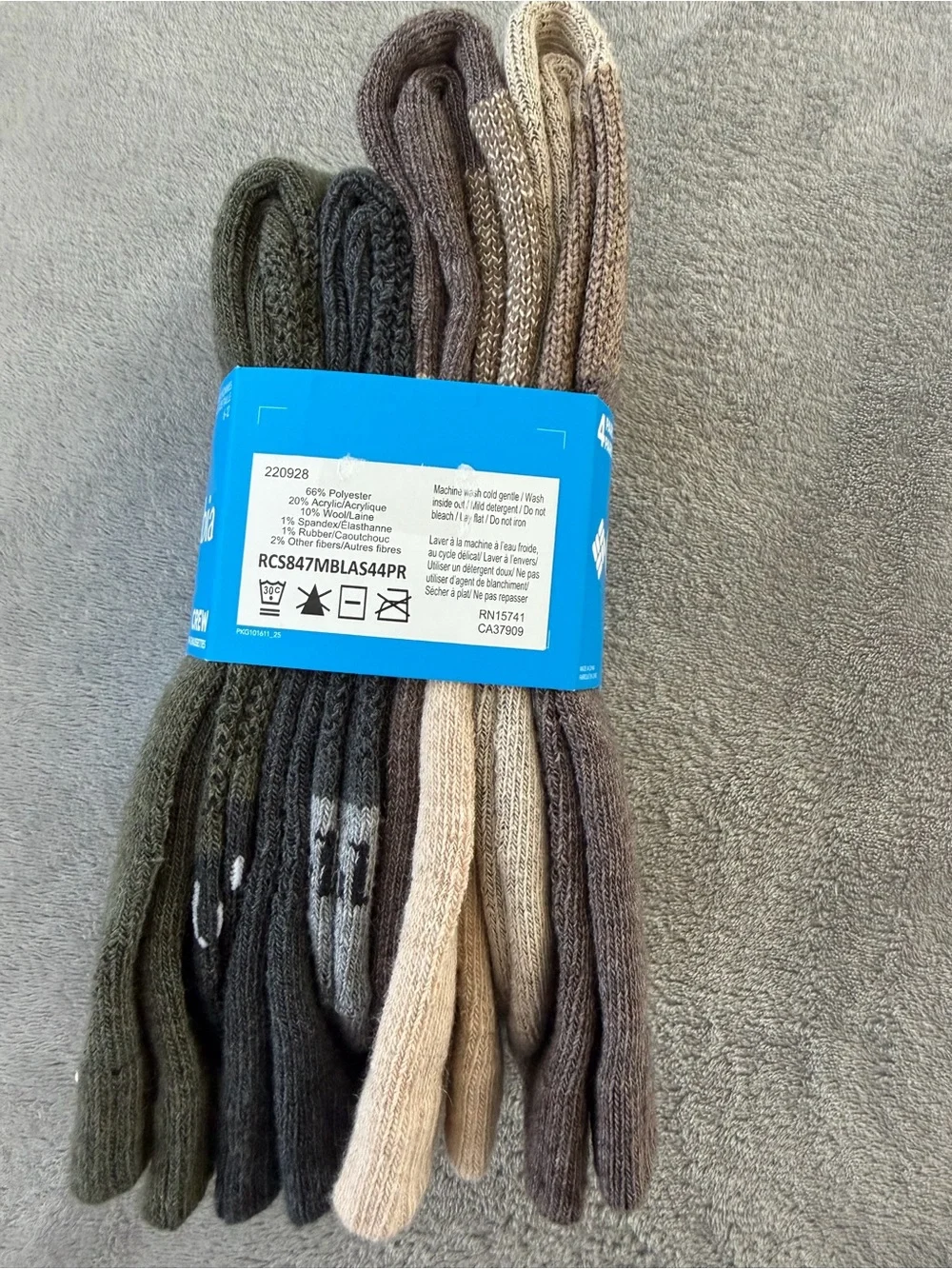 (4 Pairs) Columbia Men's Crew Wool Blend Socks - Olive Green with Black Logo